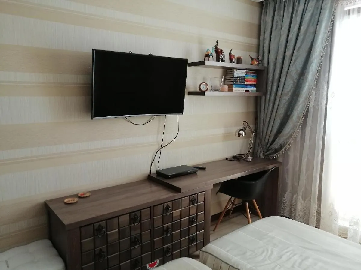 Golden Sands Luxury Two-Bedroom Apartment